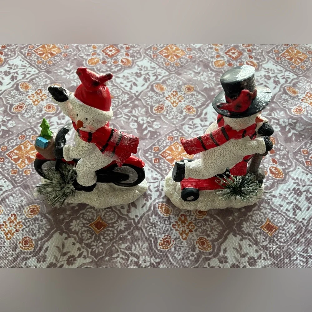 iStatue Snowmen on Bike Christmas Collection Figurines New in Original Package